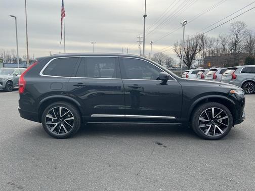 2024 Volvo XC90 B6 Ultimate Bright Theme 7-Seater