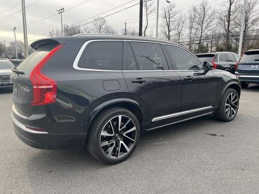 2024 Volvo XC90 B6 Ultimate Bright Theme 7-Seater