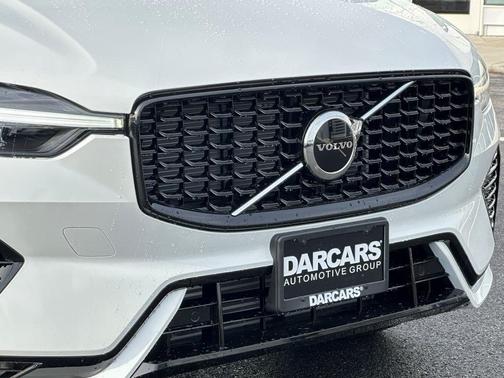 2025 Volvo XC60 Plug-In Hybrid T8 Core