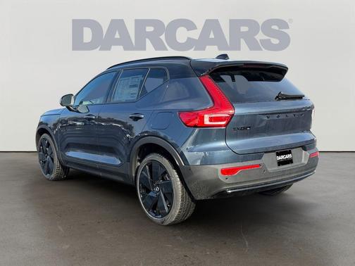 2026 Volvo EX40 Twin Motor Ultra Black Edition