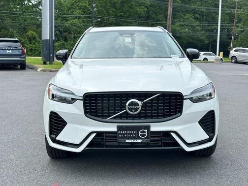 2025 Volvo XC60 Plug-In Hybrid T8 Ultra