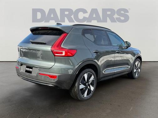 2026 Volvo EX40 Single Motor Extended Range Plus