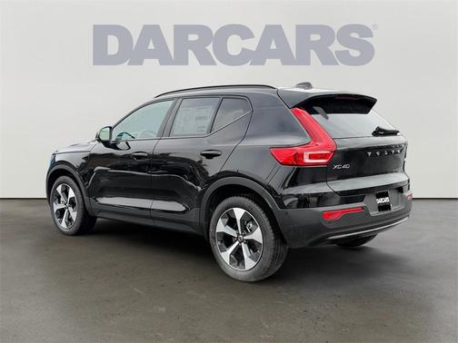 2026 Volvo XC40 B5 Plus