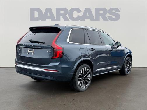 2026 Volvo XC90 B6 Plus 6-Seater