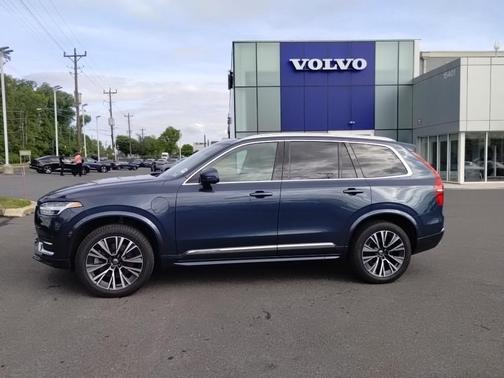 2022 Volvo XC90 Recharge Plug-In Hybrid T8 Inscription Expression Extended Range 7P