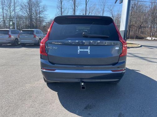 2023 Volvo XC90 Recharge Plug-In Hybrid T8 Ultimate 6-Seater