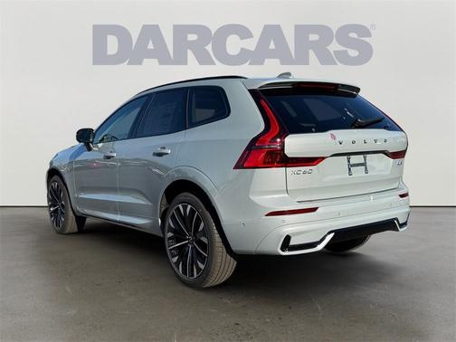 2026 Volvo XC60 B5 Ultra