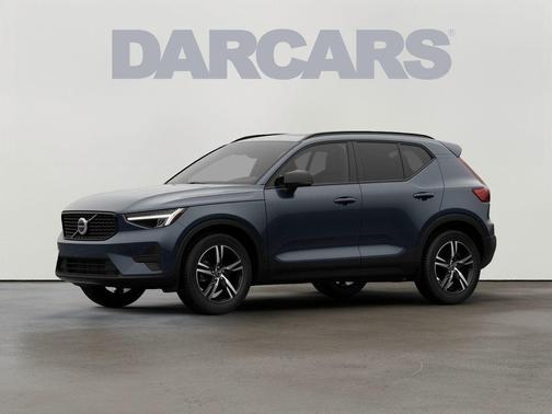 2026 Volvo XC40 B5 Core
