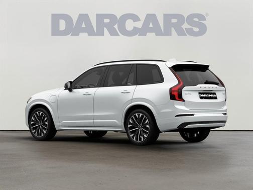 Crystal White Pearl 2026 Volvo XC90 Plug-In Hybrid T8 Ultra Dark Theme 7-Seater
