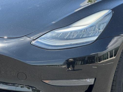 2019 Tesla Model 3 Mid Range
