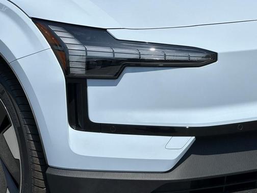 2025 Volvo EX30 Twin Motor Plus