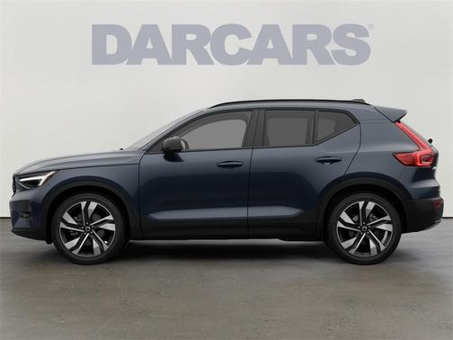 2026 Volvo XC40 B5 Ultra