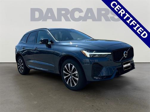 2024 Volvo XC60 B5 Plus Dark Theme