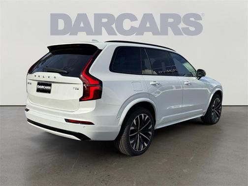2026 Volvo XC90 Plug-In Hybrid T8 Ultra Dark Theme 7-Seater