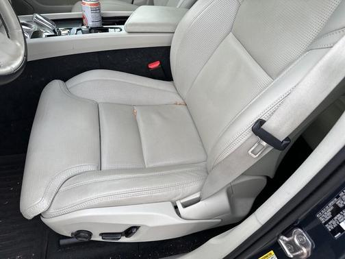 2022 Volvo XC60 B5 Inscription