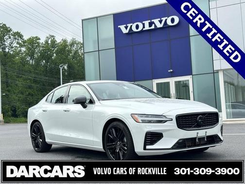 2023 Volvo S60 Recharge Plug-In Hybrid T8 Plus Black Edition
