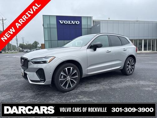 2024 Volvo XC60 B5 Plus Dark Theme