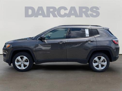 Granite Crystal Clearcoat Metallic 2017 Jeep Compass Latitude