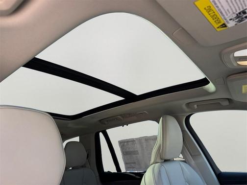 2026 Volvo XC90 B6 Ultra 7-Seater