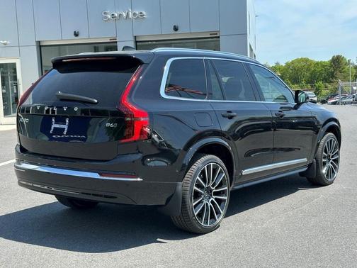 2025 Volvo XC90 B6 Plus 6-Seater