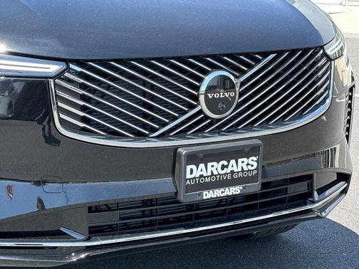 2025 Volvo XC90 B6 Plus 6-Seater