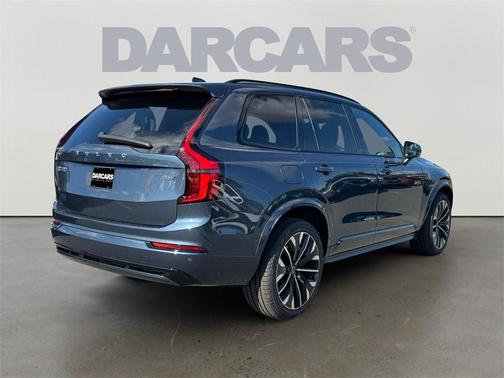 2026 Volvo XC90 B6 Ultra Dark Theme 7-Seater