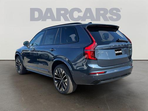2026 Volvo XC90 B6 Ultra Dark Theme 7-Seater