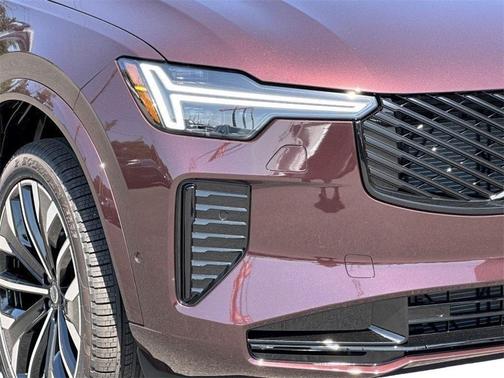 2026 Volvo XC90 B6 Ultra Dark Theme 7-Seater