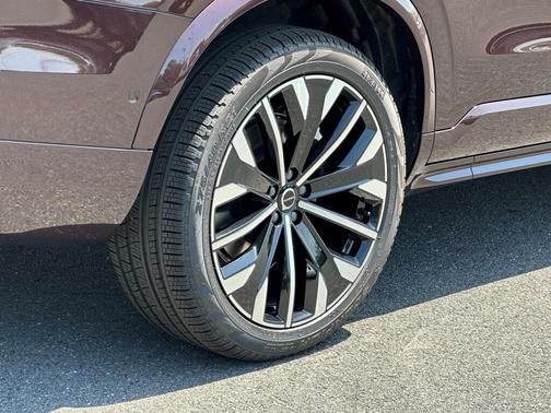 2026 Volvo XC90 B6 ULTRA