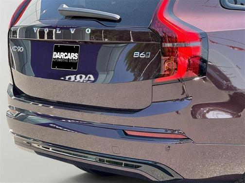 2026 Volvo XC90 B6 Ultra Dark Theme 7-Seater