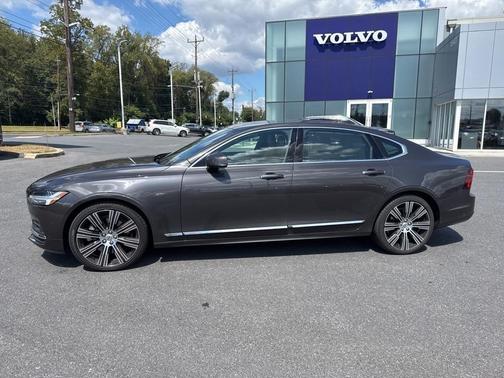 2022 Volvo S90 B6 Inscription