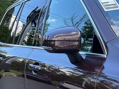 2025 Volvo XC90 Plug-In Hybrid T8 Plus 7-Seater