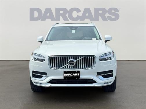 2025 Volvo XC90 B6 Plus 6-Seater