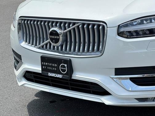 2025 Volvo XC90 B6 Plus 6-Seater