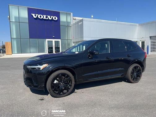 2024 Volvo XC60 Recharge Plug-In Hybrid T8 Ultimate Black Edition