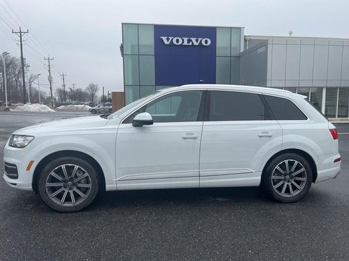 2017 Audi Q7 2.0T Premium Plus