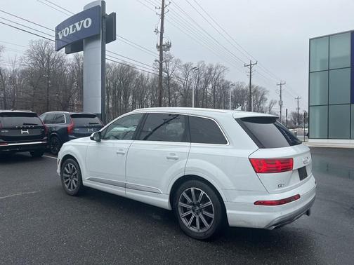 2017 Audi Q7 2.0T Premium Plus