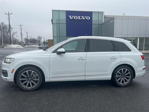 2017 Audi Q7 2.0T Premium Plus