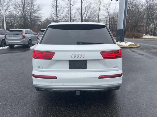 2017 Audi Q7 2.0T Premium Plus