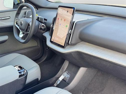 2026 Volvo EX30 Twin Motor Plus