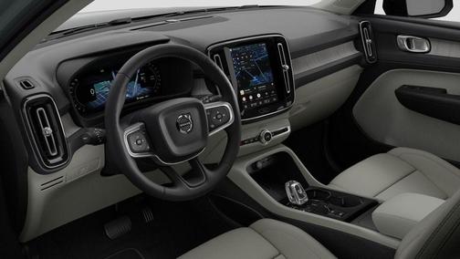 2026 Volvo XC40 B5 Plus