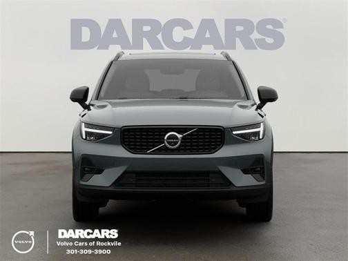 2026 Volvo XC40 B5 Plus
