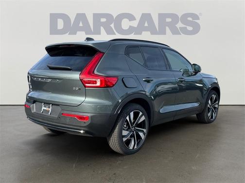 2026 Volvo XC40 B5 Ultra