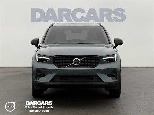 2026 Volvo XC40 B5 Ultra