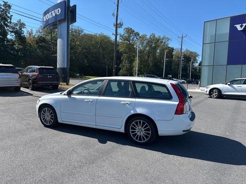 2010 Volvo V50 2.4i