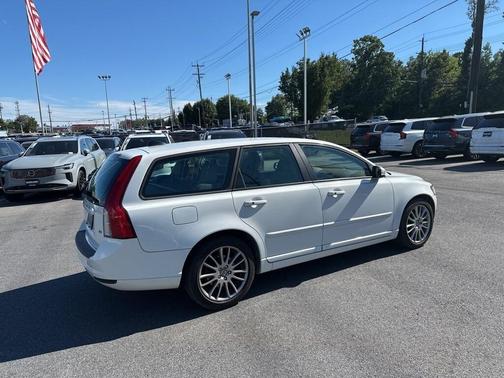 2010 Volvo V50 2.4i