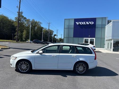 2010 Volvo V50 2.4i