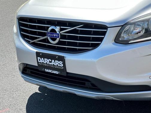2016 Volvo XC60 T6 Premier Plus