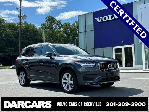 2022 Volvo XC90 T5 Momentum 7 Passenger