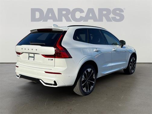 2026 Volvo XC60 B5 Ultra